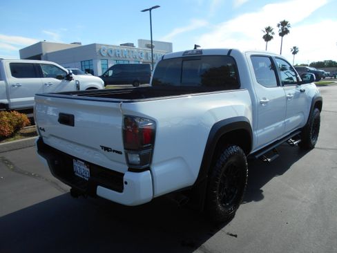 Used 2021 Toyota Tacoma TRD Pro AWD/4WD image 7
