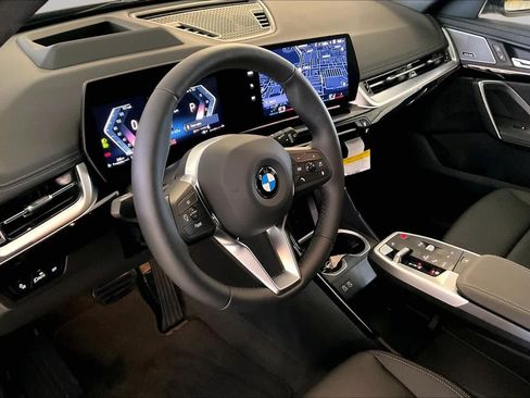 New 2027 BMW X1 xDrive28i AWD/4WD image 8