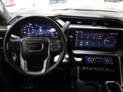 Used 2025 GMC Sierra 2500 Denali image 31