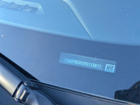 Used 2024 Ford Mustang Premium image 6