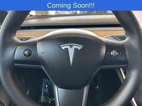 Used 2020 Tesla Model 3 Standard Range Plus image 23