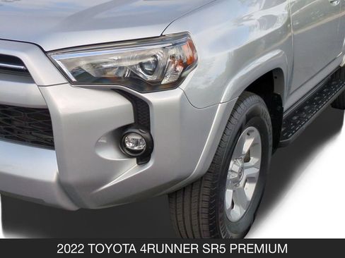 Used 2022 Toyota 4Runner SR5 Premium AWD/4WD image 10