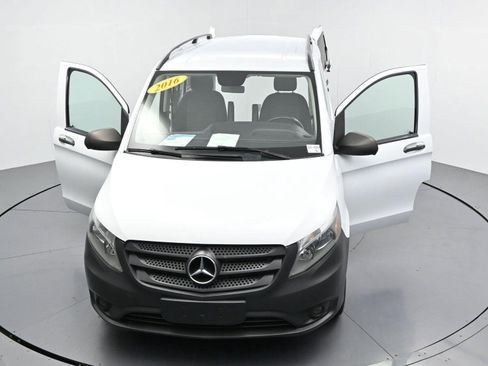 Used 2016 Mercedes-Benz Metris image 36