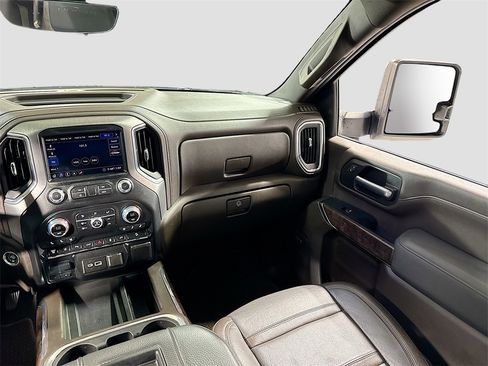 Used 2020 GMC Sierra 2500 Denali w/ Denali Ultimate Package image 23