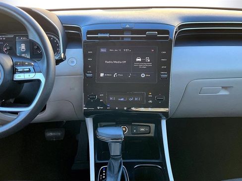 Used 2024 Hyundai Tucson SEL image 12
