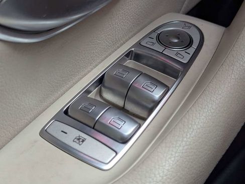 Used 2022 Mercedes-Benz CLS 450 4MATIC w/ Premium Package image 17