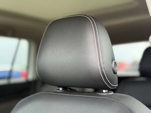 Used 2023 Volkswagen Atlas SEL Premium AWD/4WD image 17
