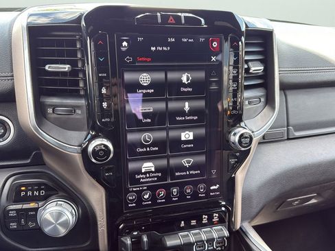 Used 2019 RAM 2500 Laramie AWD/4WD image 13