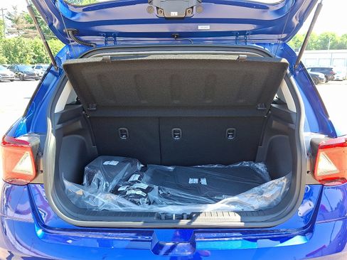 New 2025 Hyundai Venue SE image 20