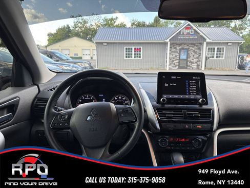 Used 2022 Mitsubishi Eclipse Cross SEL AWD/4WD image 16