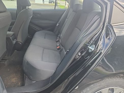Used 2024 Toyota Corolla LE FWD image 6