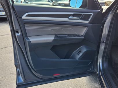 Used 2022 Volkswagen Atlas SE