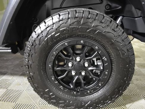 Used 2023 Jeep Wrangler Unlimited Rubicon 4xe AWD/4WD image 48
