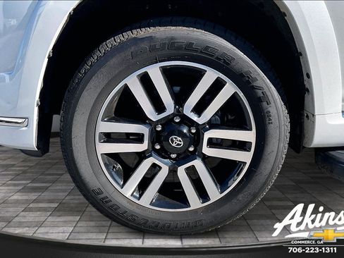 Used 2024 Toyota 4Runner Limited image 22