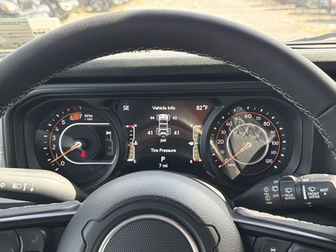 New 2025 Jeep Wrangler Willys image 17