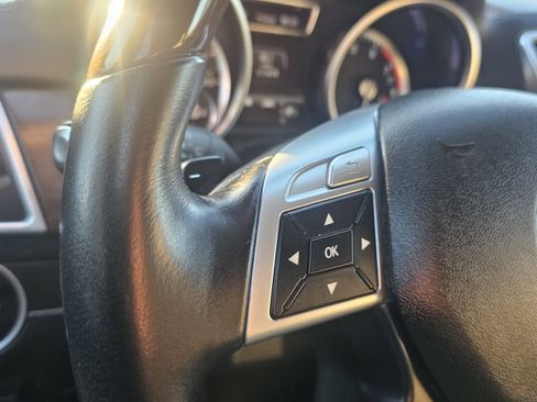 Used 2013 Mercedes-Benz GL 450 4MATIC w/ Premium 2 Pkg image 47