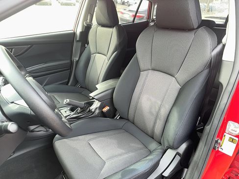 Certified 2022 Subaru Crosstrek 2.0i image 8