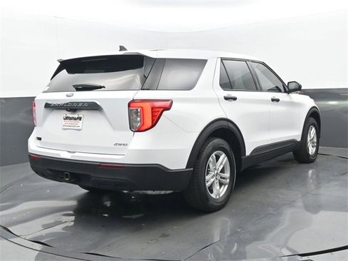 Used 2022 Ford Explorer 4WD w/ Class IV Trailer Tow Package image 22