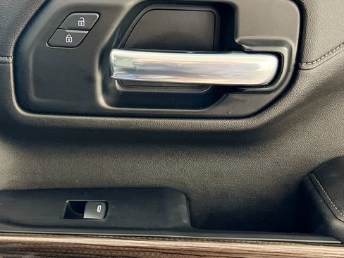 Used 2022 Chevrolet Silverado 1500 LT image 32