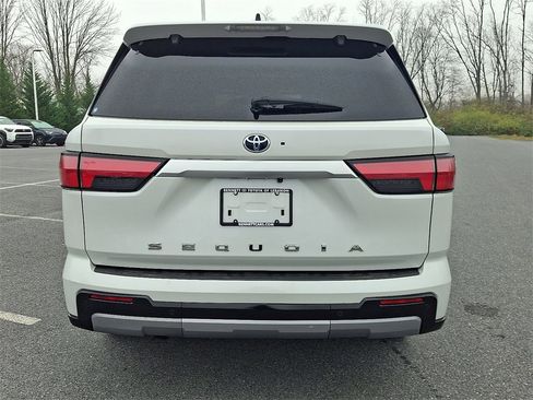 Certified 2023 Toyota Sequoia Capstone image 3