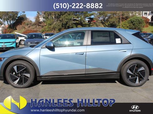 New 2026 Hyundai Ioniq 5 SEL image 2