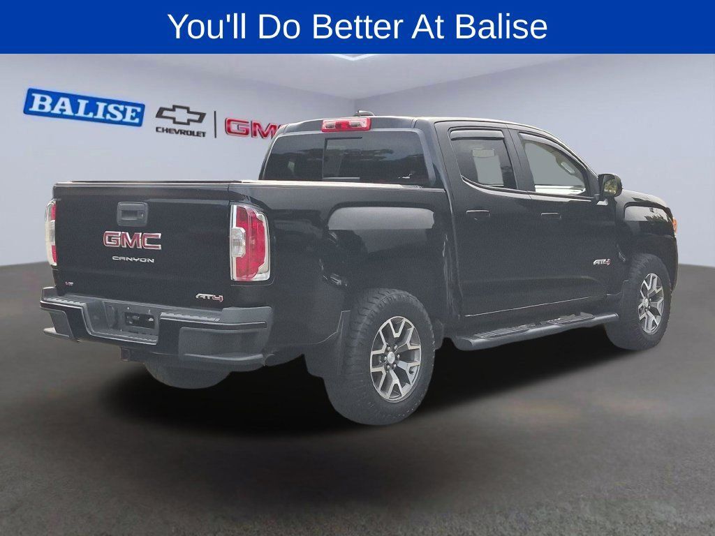 Used 2022 GMC Canyon AT4 w/ Trailering Package AWD/4WD image 3