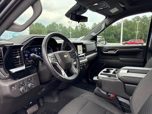 Used 2022 Chevrolet Silverado 1500 LT image 18