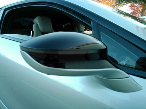 Used 2015 BMW i8 image 22