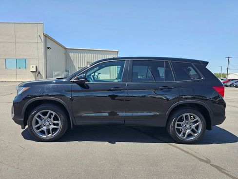 Used 2023 Honda Passport EX-L image 3