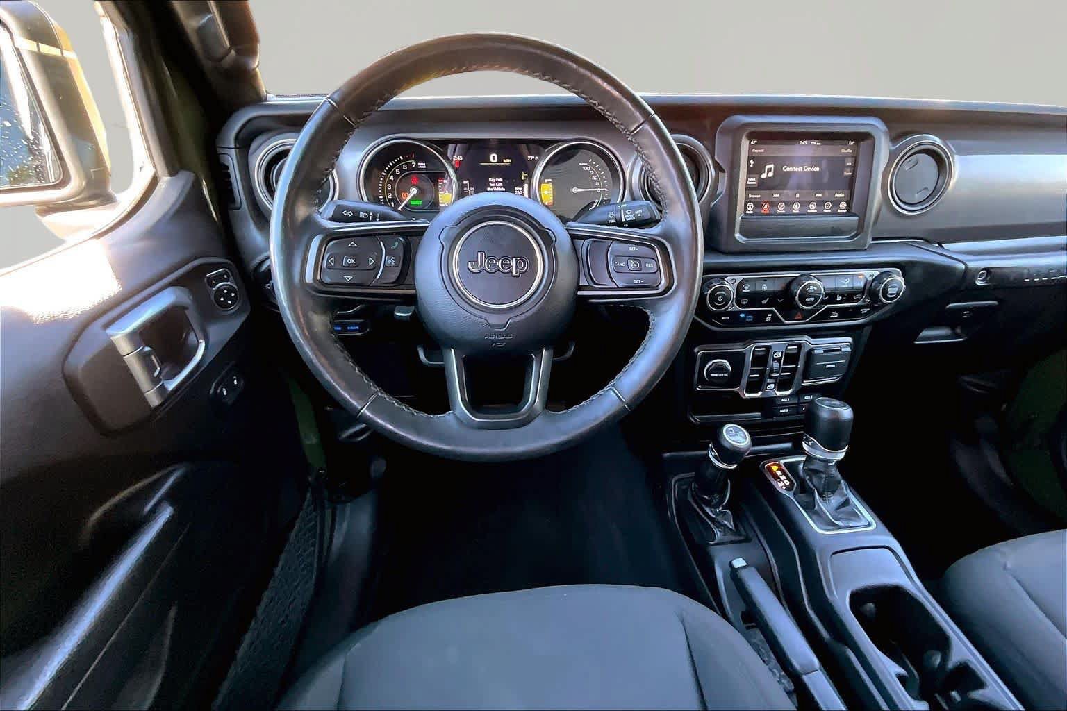 Used 2023 Jeep Wrangler Unlimited w/ Cold Weather Group AWD/4WD image 6