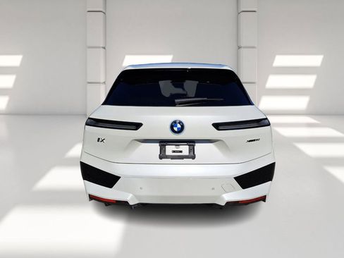 Used 2025 BMW iX xDrive50 w/ Premium Package image 6