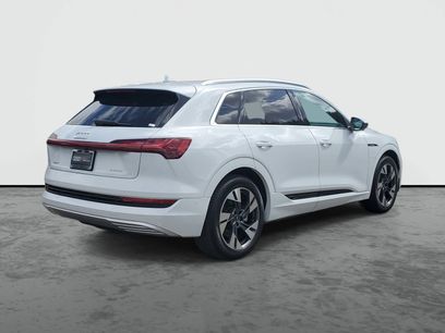 Used 2022 Audi e-tron Premium Plus w/ Premium Plus Package