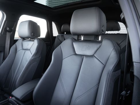 Certified 2023 Audi Q3 2.0T Premium Plus w/ Premium Plus Package image 23