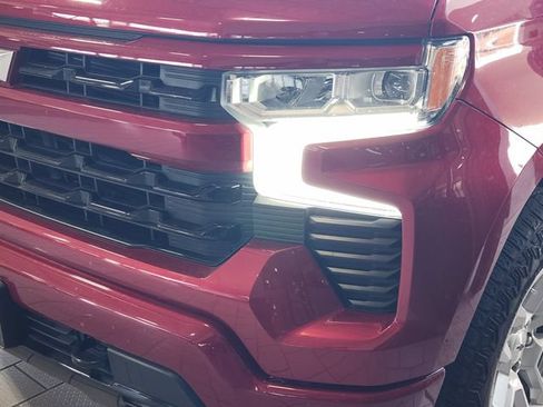 Used 2024 Chevrolet Silverado 1500 RST w/ Z71 Off-Road Package AWD/4WD image 8
