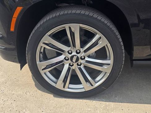 New 2026 Cadillac Escalade Platinum Sport AWD/4WD image 9