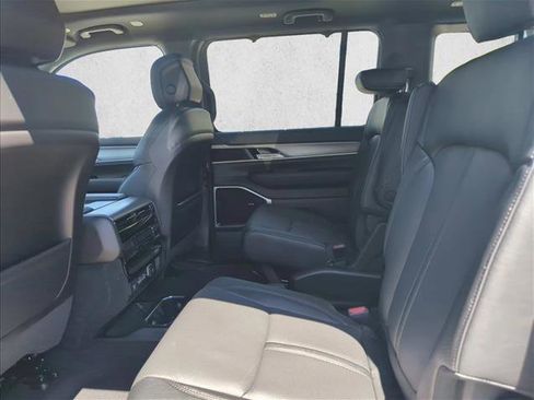 New 2026 Jeep Grand Wagoneer Limited AWD/4WD image 13