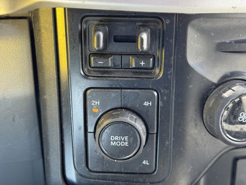 Used 2025 Ford F250 XLT image 24