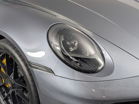 Certified 2025 Porsche 911 Carrera 4 GTS AWD/4WD image 15
