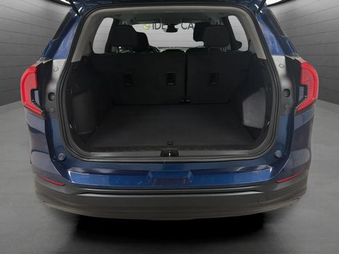 Used 2023 GMC Terrain SLE w/ LPO, Floor Liner Package AWD/4WD image 18