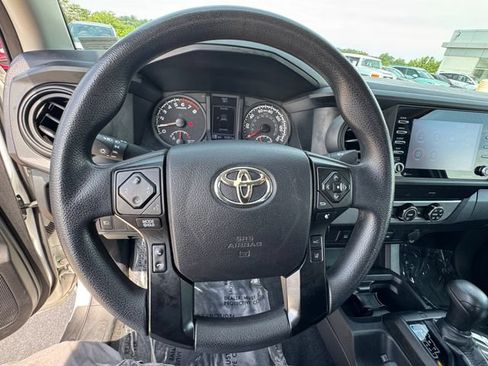 Used 2022 Toyota Tacoma SR RWD image 21