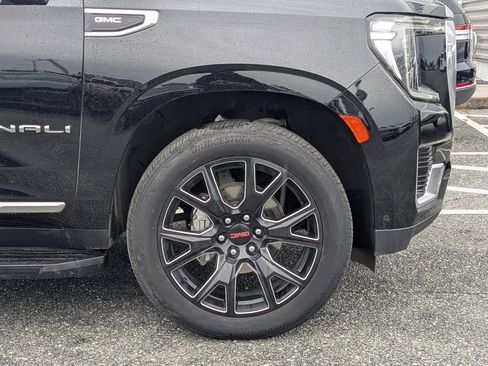 Used 2024 GMC Yukon Denali w/ Advanced Technology Package image 11