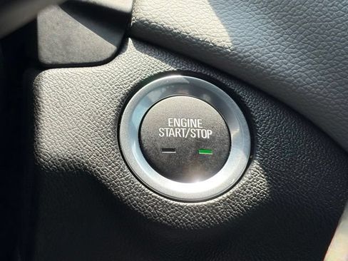 Used 2024 Chevrolet Equinox LS w/ LS Convenience Package FWD image 25