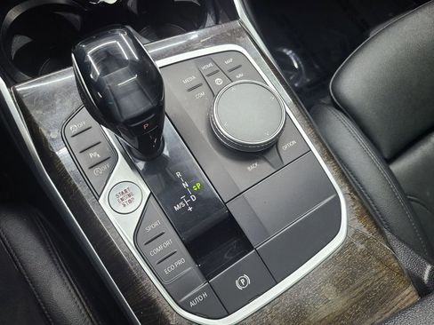 Used 2020 BMW 330i xDrive Sedan w/ Convenience Package image 32