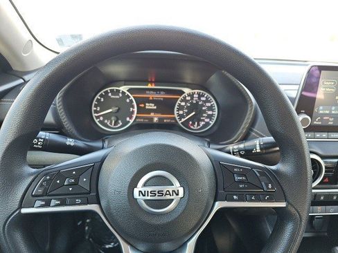 Used 2023 Nissan Sentra SV image 21