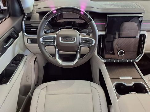 New 2026 GMC Acadia Denali w/ Super Cruise Package image 12