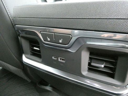 New 2026 Chevrolet Silverado 1500 High Country AWD/4WD image 17