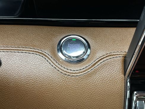 Used 2024 Lincoln Navigator L Reserve w/ Equipment Group 201A image 23