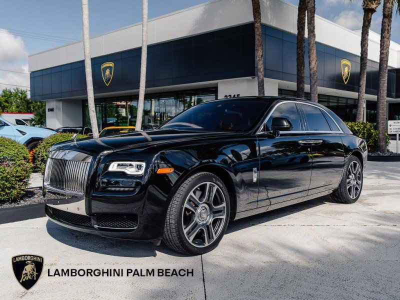 Used 2017 Rolls-Royce Ghost RWD image 1
