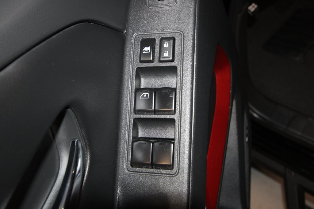 Used 2025 Nissan Frontier PRO-4X w/ Pro Premium Package AWD/4WD image 6