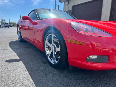 Used 2010 Chevrolet Corvette Convertible w/ Preferred Equipment Group image 22